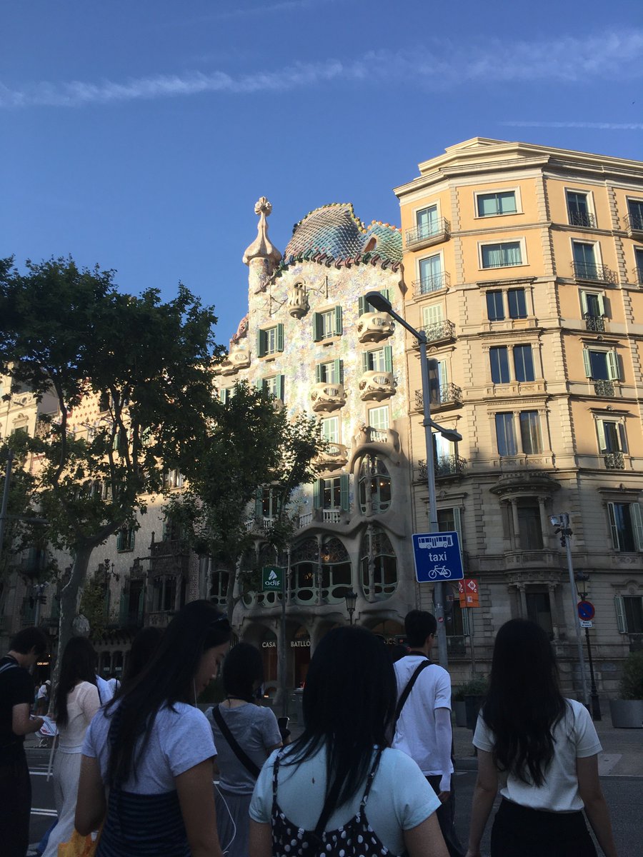 yslov3ys's tweet photo. ꒰♱꒱ 9박 10일 스페인 바르셀로나 여행 타래  !⋆ 🇪🇸 https://t.co/VEyNwhN4VB