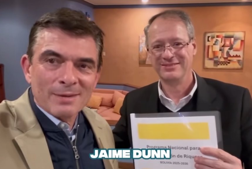 DatosIdeas's tweet photo. @JaimeDunn_ que paso Dunn ahora también estás haciendo la Doria????
ya no estás culeando con Paz.
https://t.co/lzJBf4N25k https://t.co/yMr00U9ZZD