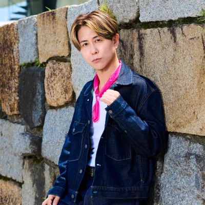 HO7ceBPasAAAMLE?format=webp&