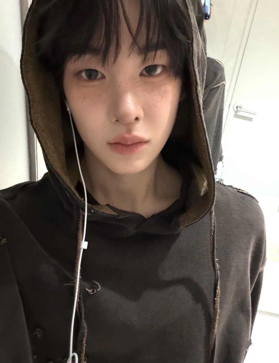 Yagomahae's tweet photo. 너무 맘에 들어서 계속 봄 아 그만 내 취향이여라  … . . .. https://t.co/804HsuGTTi
