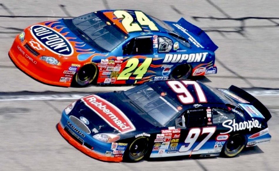 LegendsNascar's tweet photo. Happy Birthday Jeff Gordon and  Kurt Busch!! 🎂 https://t.co/jk98odhGj0