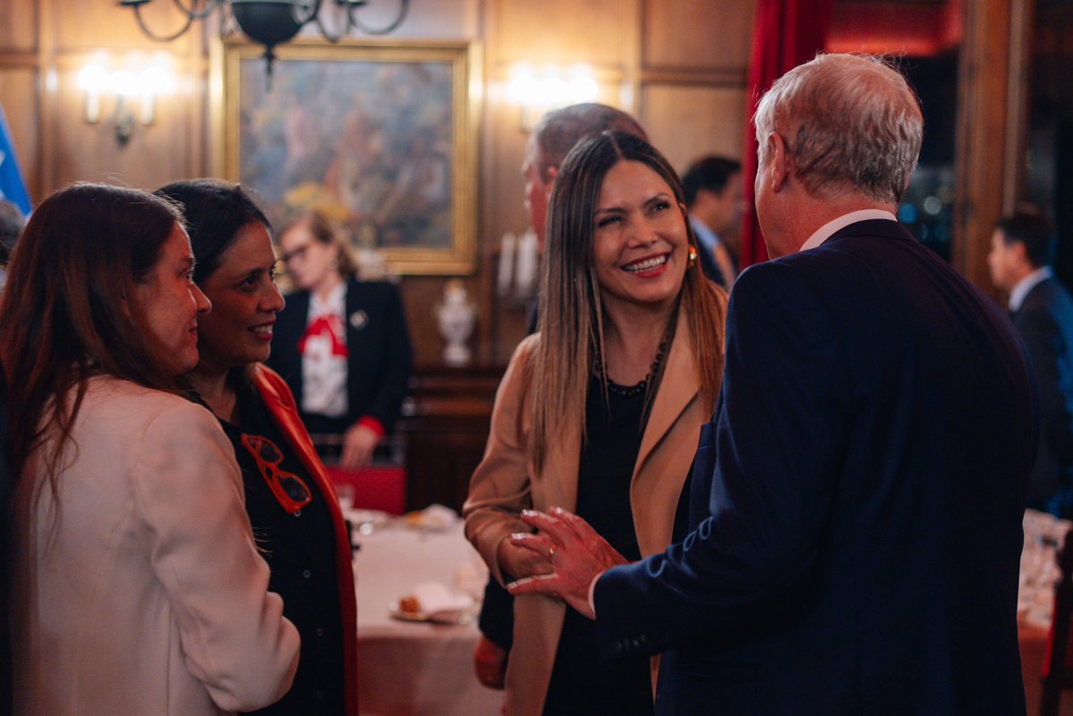 PresidenteKast's tweet photo. Jornada de coordinación legislativa junto a la bancada de diputados de la UDI en Cerro Castillo. https://t.co/wsj0szNBud