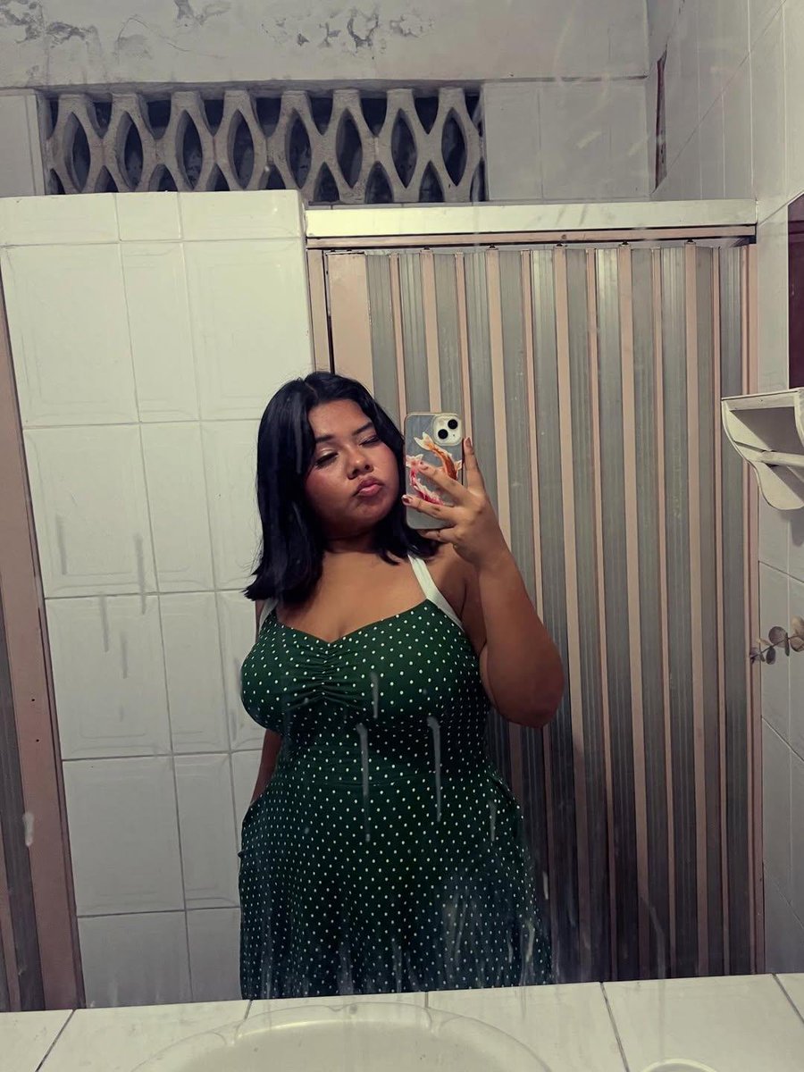 crisslnn's tweet photo. Ya cenaron? O necesitan estas? 😈 https://t.co/qZA5GxDwPU