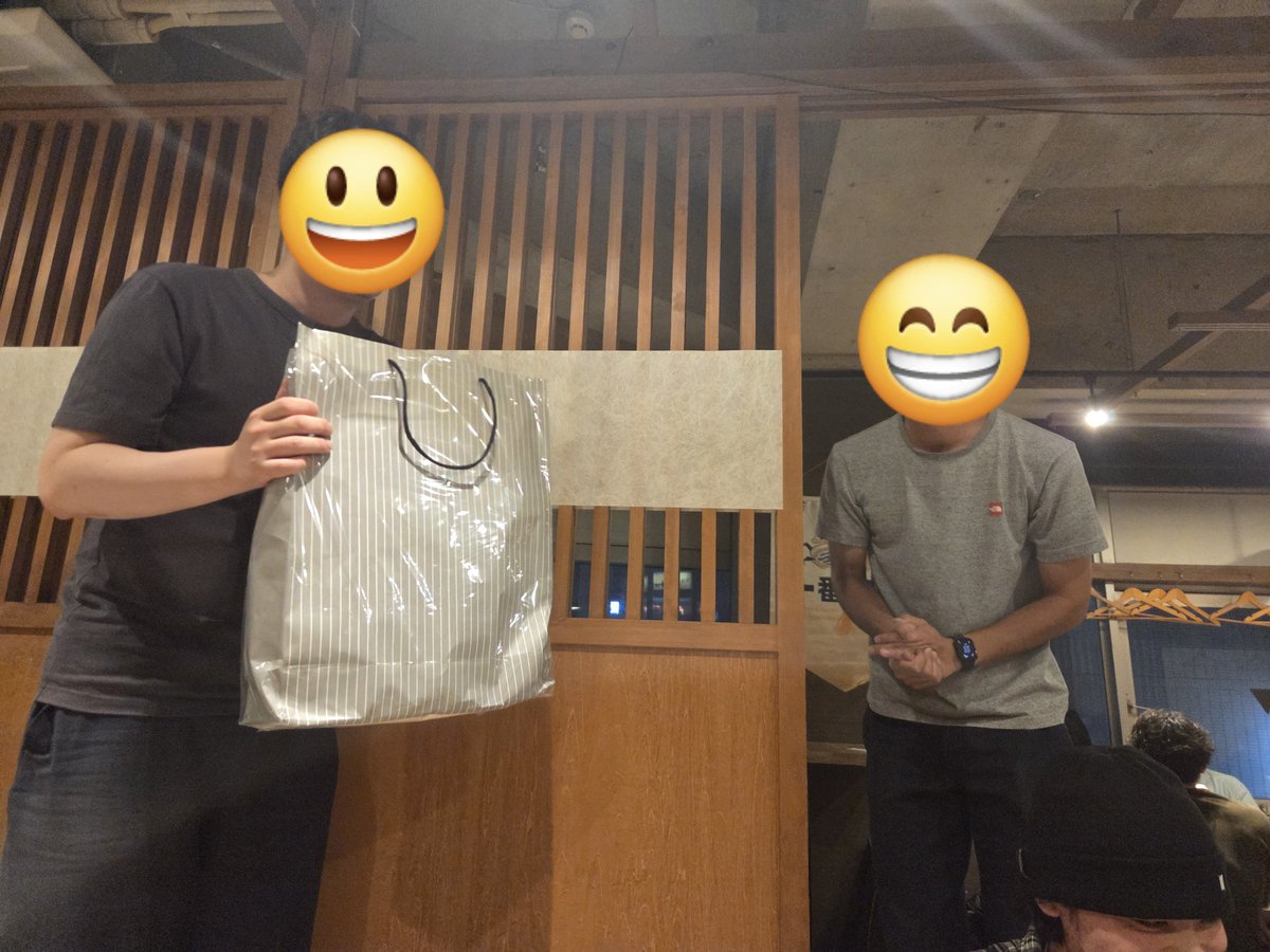ryuiki_lab's tweet photo. 韓国からPDとして研究室に在籍されていたハンさ��。慶尚国立大学の助教に着任されるため、先月末にお別れ会を開きました。兄貴分として様々な調査、またゼミでのコメントを通じて学生をエンカレッジしてもらいました。今までありがとうございました！ https://t.co/sm8jfHU0qr