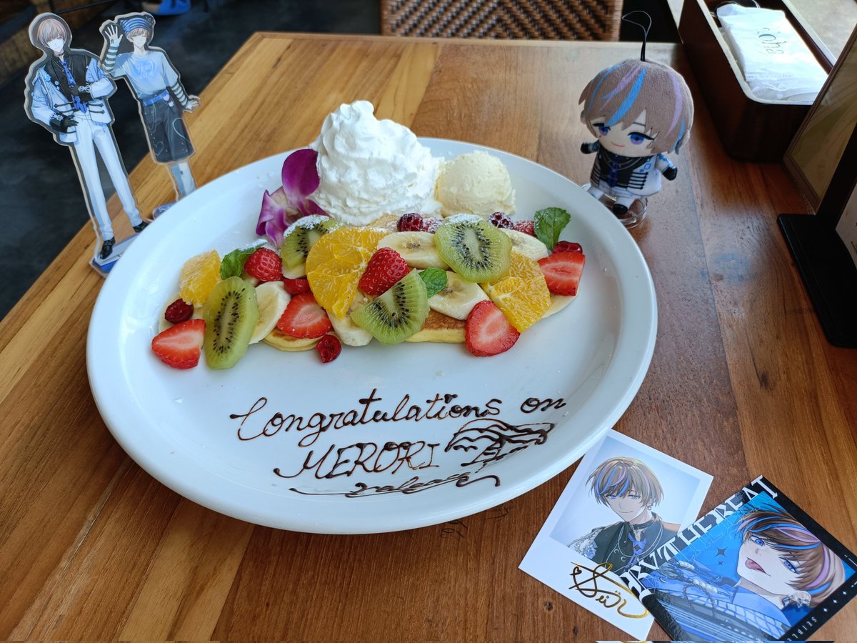 MoMoSe_338's tweet photo. 『僕にメロり(MERORI)』リリースおめでとうございます！！
夏らしくホットな曲たくさん聞くぞ〜〜🌞🌴🌺
 #せいぶるみて https://t.co/vqRRDlShDc