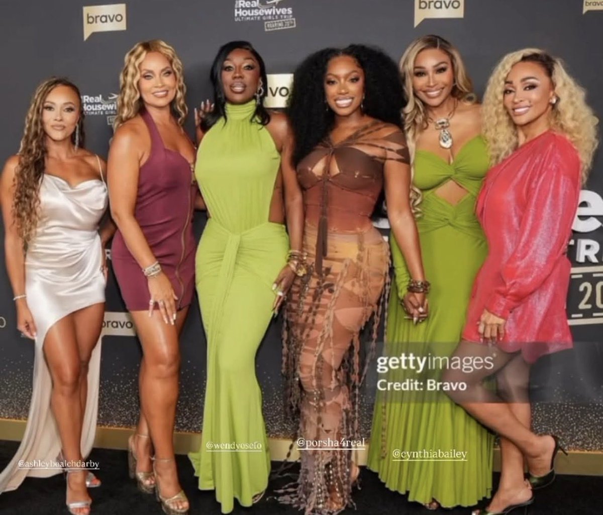 RHOAreceipts's tweet photo. #Rhoa 🤝 #rhop !!!!  Porsha x 
Gizelle x Karen x  Ashley x Pam 😹 x Cynthia https://t.co/Vn9vNxFH1b