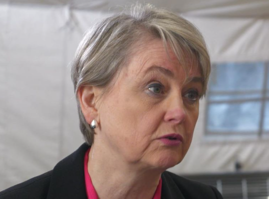 TheGNPE's tweet photo. 🚨NEWS: Yvette Cooper has raked in a staggering sum from a private healthcare linked mogul

The new Health Secretary received nearly half a million pounds from businessman Peter Hearn over a decade

Between 2015 and 2024 she got £248,619 directly from him and £220,623 from two of his companies

Hearn held a significant stake in recruitment firm Odgers Berndtson which headhunted for the NHS and private healthcare

The firm helped hire senior NHS executives including the former Test and Trace lead

A spokesman said the money funded her office staff and was fully declared

Companies linked to Hearn also donated to other Labour figures including Wes Streeting

Cooper has not ruled out taking further donations from private healthcare linked donors in her new role