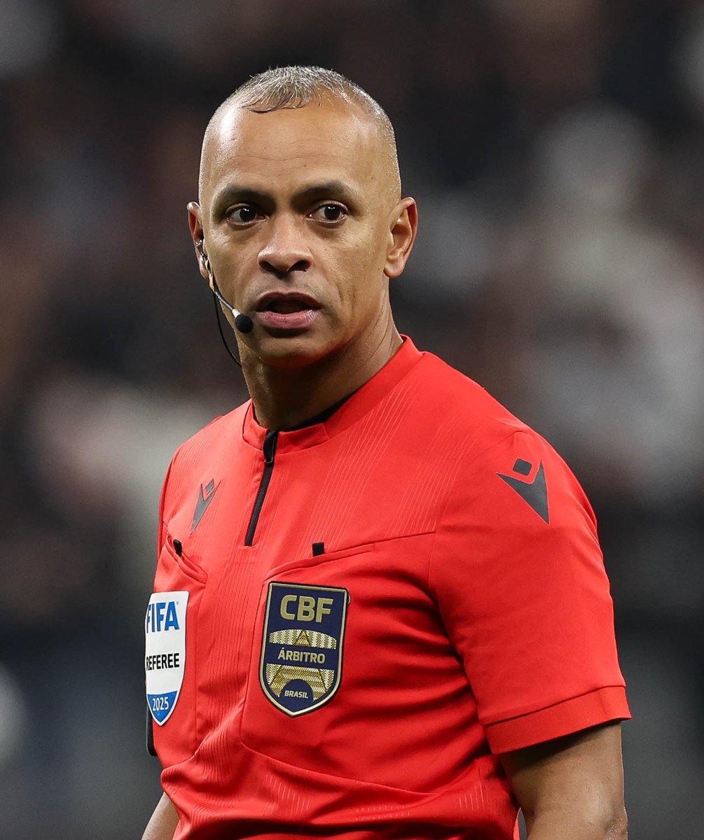 NewsAlmirantee's tweet photo. Wilton Pereira Sampaio será o árbitro da partida entre Fluminense e Vasco.

Em 2026, Wilton apitou dois jogos do Vasco, nos empates contra Chapecoense e Flamengo. https://t.co/gMWSCcElRb