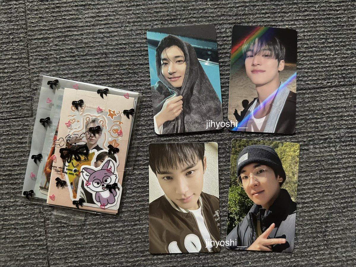 jihyoshi__'s tweet photo. Minwon got home safely~ tysm for the smooth transaction (+ discount 🤭) until next budol poo @irissx95

#thanksiriszx https://t.co/PJmj42TIz9