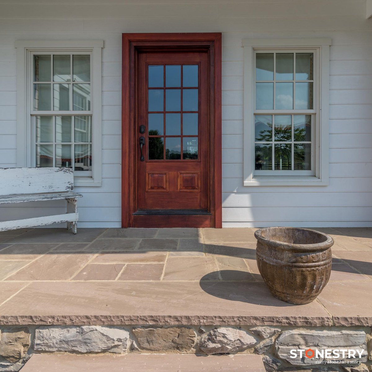Stonestry_'s tweet photo. One stone. A complete outdoor story.

#CopperRidge unifies the walkways, porch, patio and outdoor living spaces of this countryside home with warm natural character, resilience and enduring beauty.

#EveryStoneHasAStory #NaturalStone #LandscapeArchitecture #Hardscape https://t.co/IkJmuMk6fJ