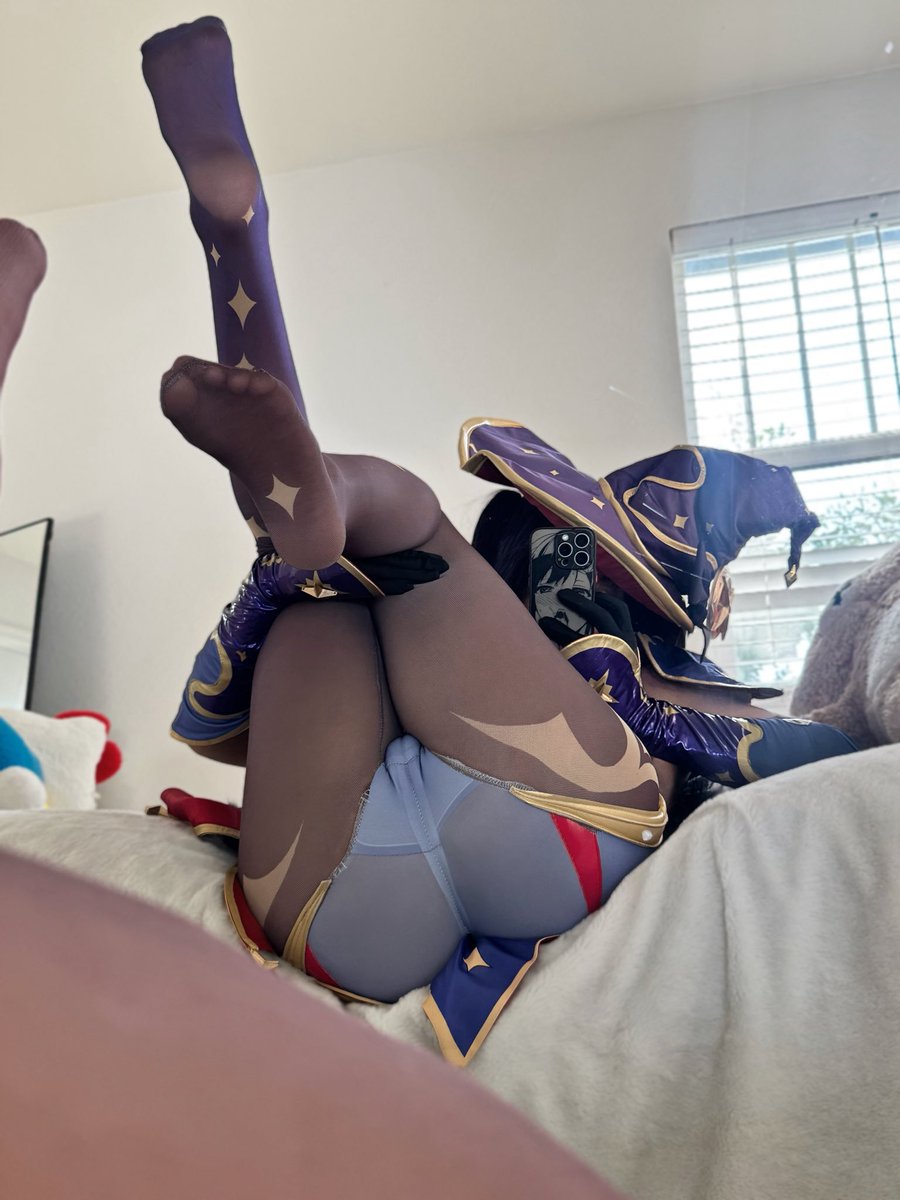 juliasimpqueen's tweet photo. hii cuckie! ♡ 

 how about you open those dms and let a greedy brat drain that dick and that wallet~  

 dm me (only for payers ♡)  (totally not a scam btw 😝) 

 scamkink catfishfetish catfishfindom scamfetish catfishbrat catfishdomme scamkink https://t.co/uq41NSrxvI