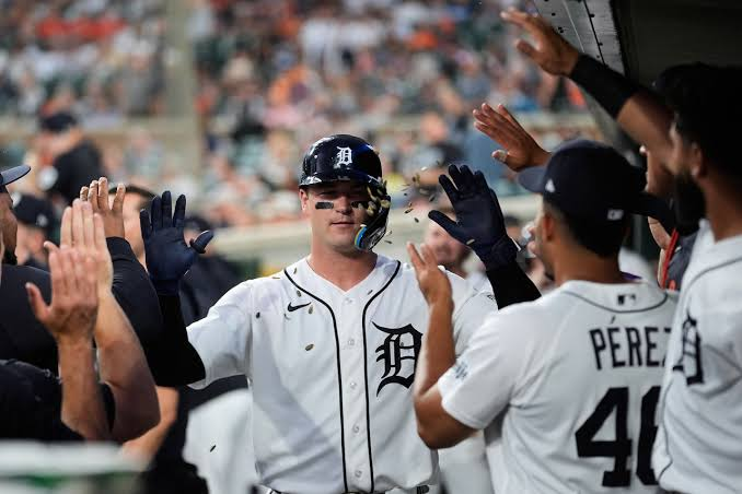 TigersData's tweet photo. The Tigers have scored 8+ runs in 6 straight games for the first time since 1927. https://t.co/HsDgm3zcwq