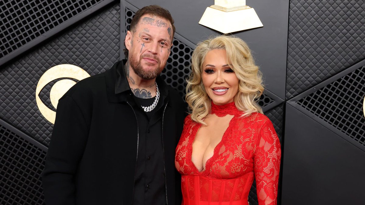 Complex's tweet photo. Bunnie Xo Says She'll 'Never' Marry Again, Recalls 'Betrayal Trauma' of Jelly Roll's Affair Details: https://t.co/shO6qS6TYW https://t.co/skK0paQi0y