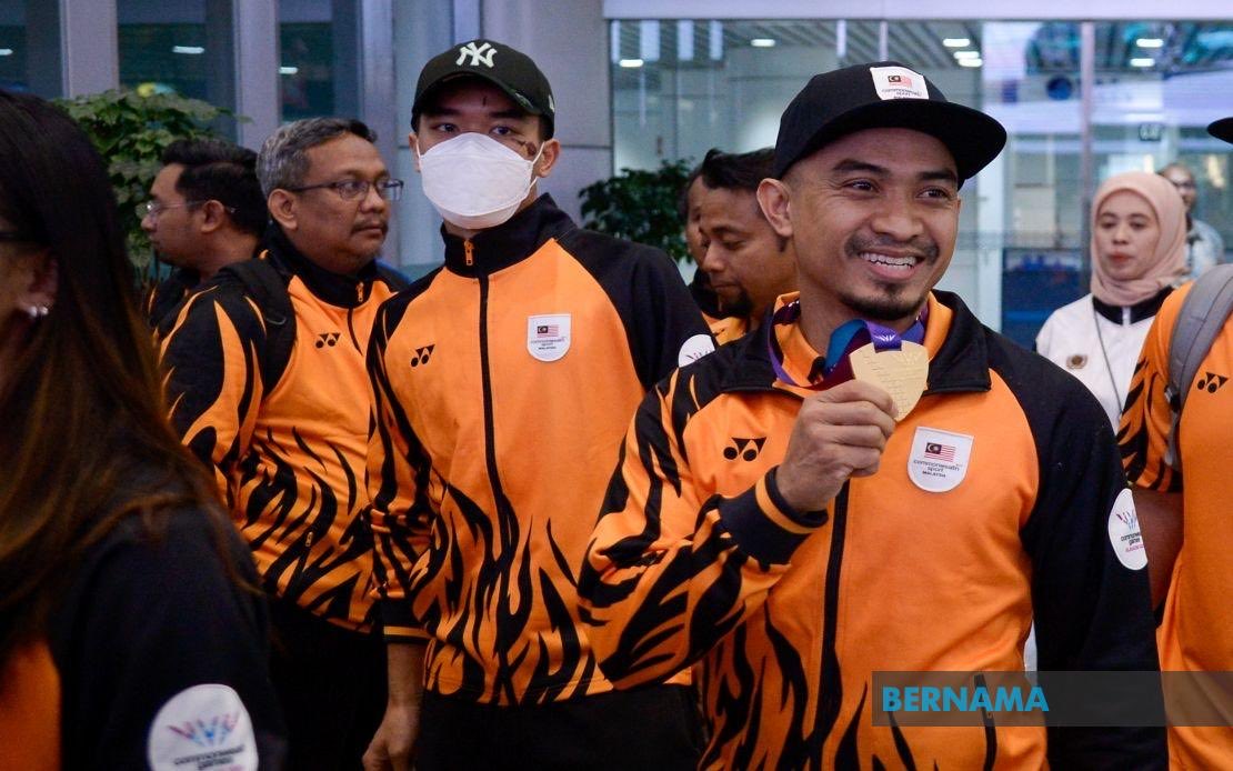 bernamadotcom's tweet photo. Demi Malaysia, New Joe tekad lawan kesakitan untuk ke Sukan Asia
https://t.co/1sO77vBpeA
#BernamaNews #SukanAsia #NewJoe https://t.co/7p9wnW9Q0k