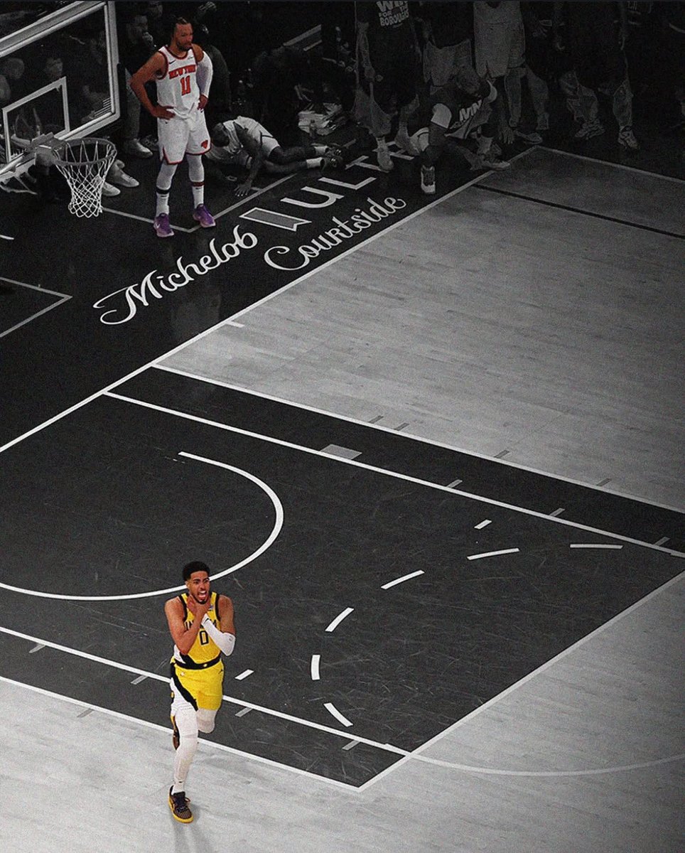 Basketballjohn5's tweet photo. RT @hali_muse: 400 days closer to Tyrese Haliburton’s return. https://t.co/m7jOdOD49J