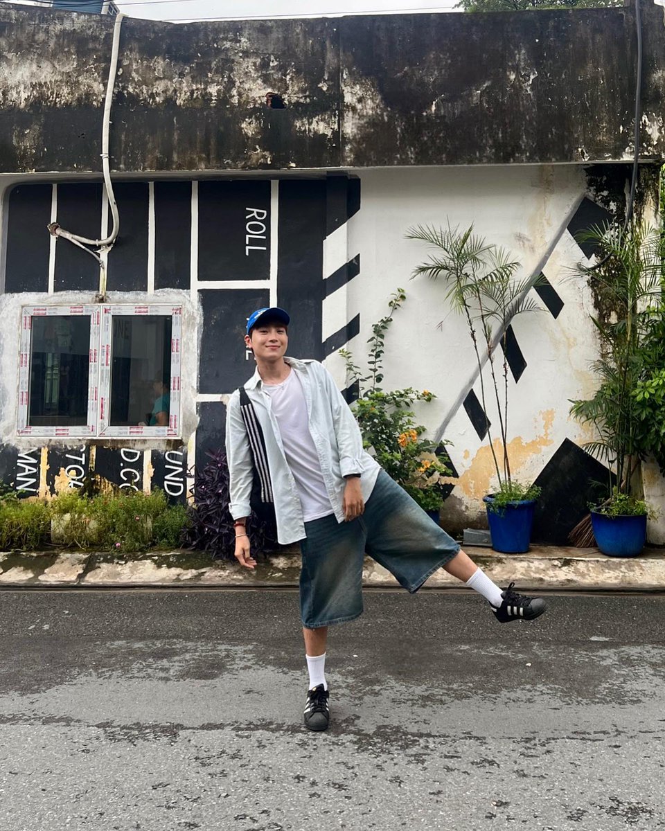 ducduc99zdzf's tweet photo. Giáng sinh của tôiiiiii 🤩🥳🎄🪩 https://t.co/h1YLjnQ0Im