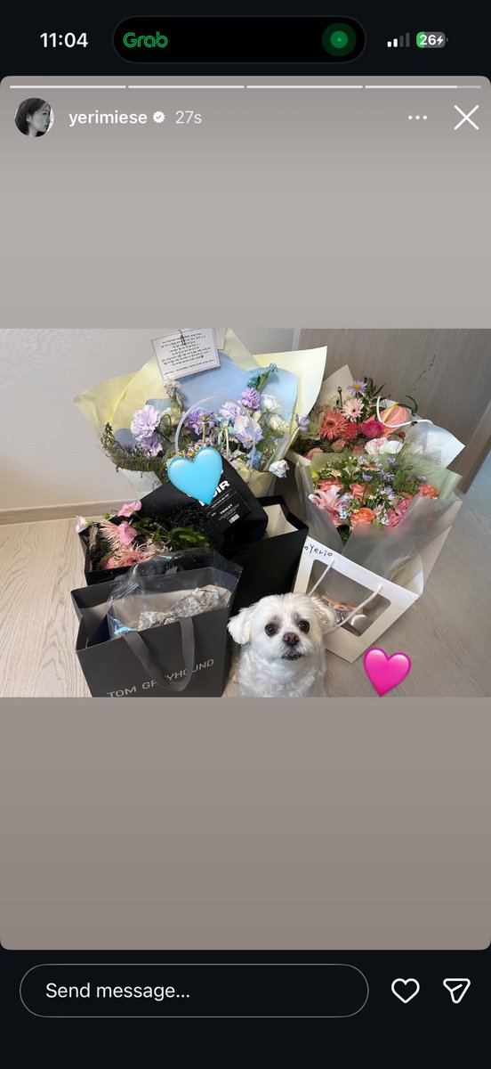 milkpodo's tweet photo. น่าจะเพิ่งเอะใจว่าลงได้ไม่ได้555555 ตอนนี้อิดิทโพสต์ลบรูปดอกไม้ออกไปแล้ว พร้อมลงใหม่ในสตอรี่ ปิดโน้ต🤣🤣 คุนแม่ ไม่ทันแล้วค่ะคุนแม่555555555555555555555555 https://t.co/KqKjHYIOc5