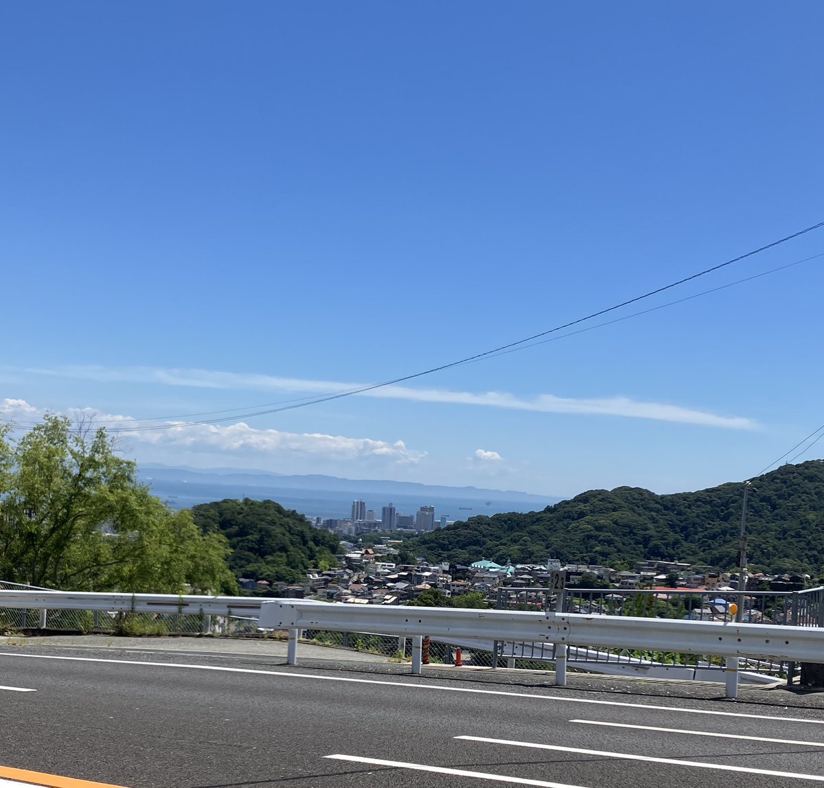 tanmka's tweet photo. 今年も山奥まで墓参りにきた
みんなも先祖は大事にね https://t.co/uqhzVplb4r