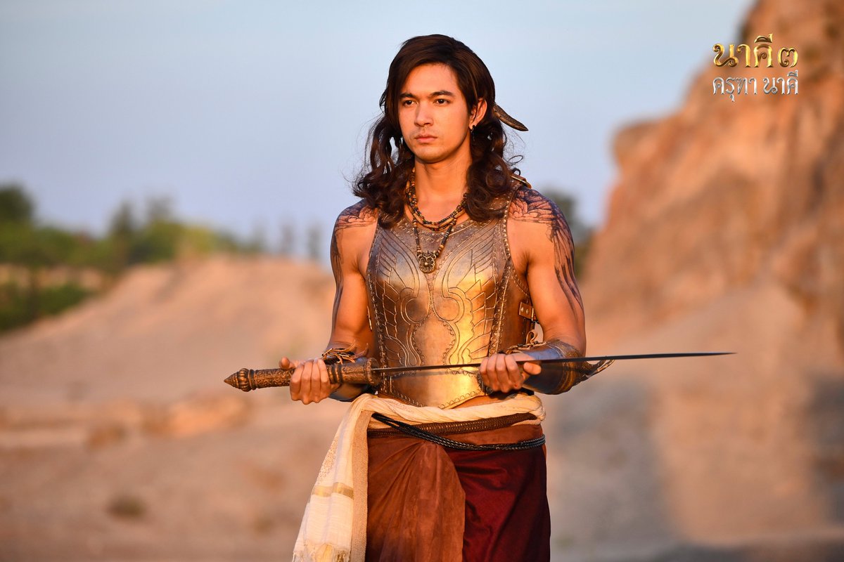 monooriginal_th's tweet photo. First Look
เปิดปฐมบทจักรวาลนาคี
มหากาพย์สงครามสองเผ่าพันธุ์

"นาคี3 ครุฑา นาคี"

พิสูจน์พลังแห่งความรัก และศรัทธาไปพร้อมกัน
22 ตุลาคมนี้ ในโรงภาพยนตร์

#นาคี3 #ครุฑานาคี
#แต้วณฐพร #เคนภูภูมิ
#ต้าเหนิง #เข้มหัสวีร์
#MonoOriginal #Mstudio
#BehemothCapital https://t.co/nXSRiRxAtu