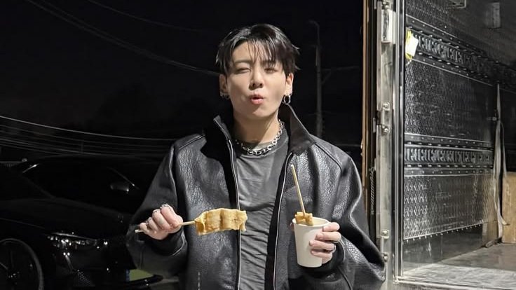 whsggthv's tweet photo. #kooktaeau ⋆ lutteo y te callas

donde th es fiel simpatizante del lutteo y se pelea en twitter por la última temporada de soy luna con un random team lumon. https://t.co/Xilbx0Gqmw
