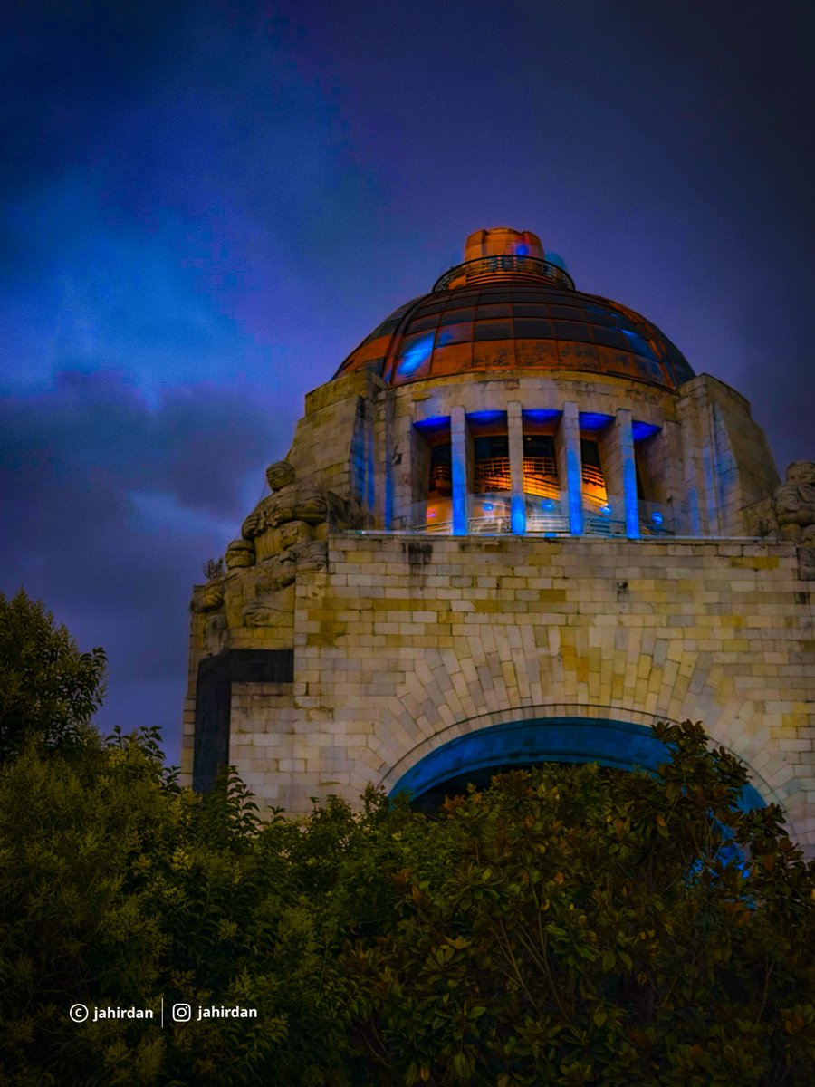 jahirdan's tweet photo. Azules y Veranos 💙💙💙 #CDMX #Mexico https://t.co/iQIE7XDvwc