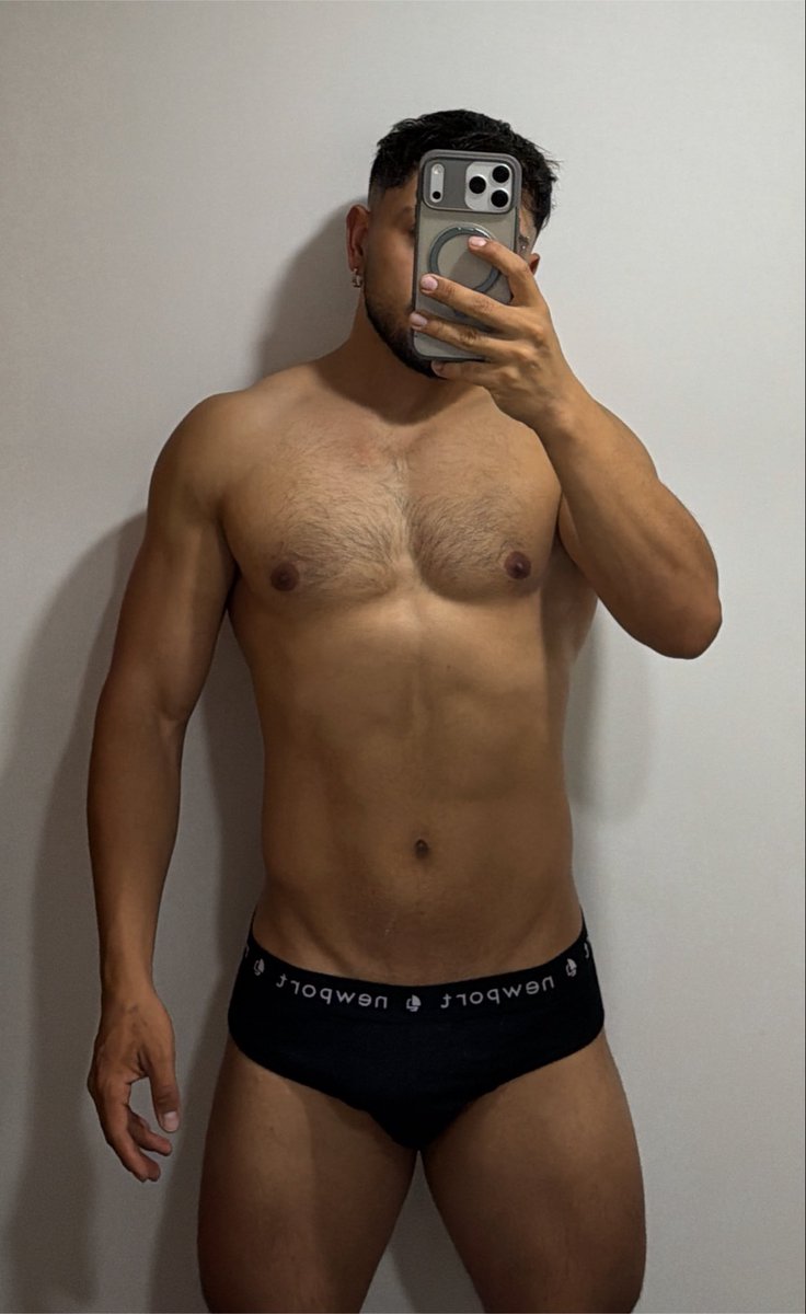 SanabriaFabiaan's tweet photo. Duermen con pijama o sin pijama? 😏

https://t.co/CAYDOSmwPt https://t.co/15n8RcqjSA