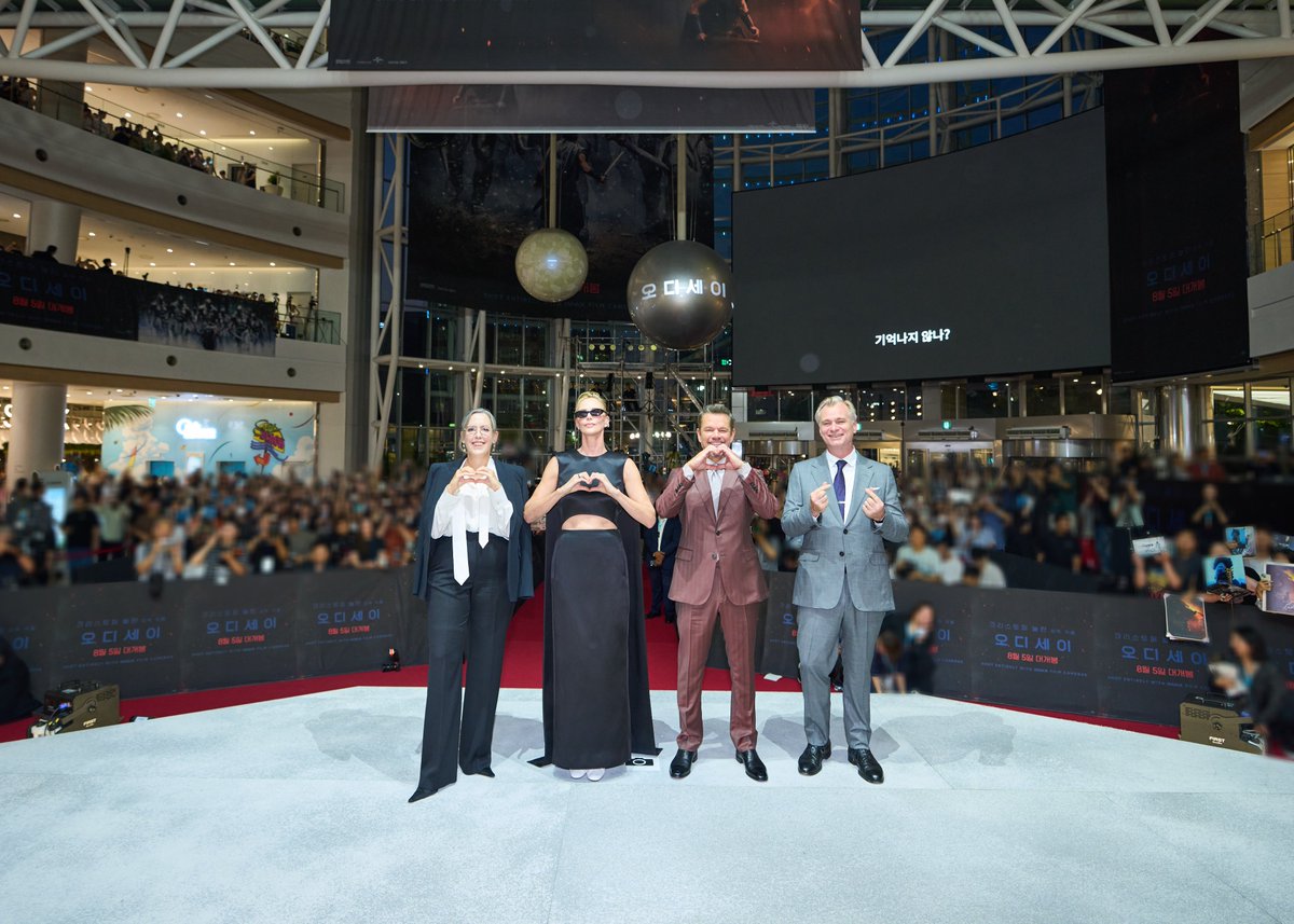 UniversalPicsKR's tweet photo. 뜨거운 환호와 열정으로 가득했던 #오디세이 레드카펫 현장!
<오디세이> 한국에서의 여정에 함께해 주신 팬 여러분들께 감사드립니다✨

오직 극장에서 완성될 거대한 여정!
지금 바로 예매하기🌊 https://t.co/175QAPUR5D

<오디세이> 절찬상영중 https://t.co/pjVOmP3dL7
