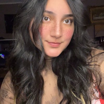 cloude_bee's tweet photo. #NewProfilePic https://t.co/pIPiCz6Rjj