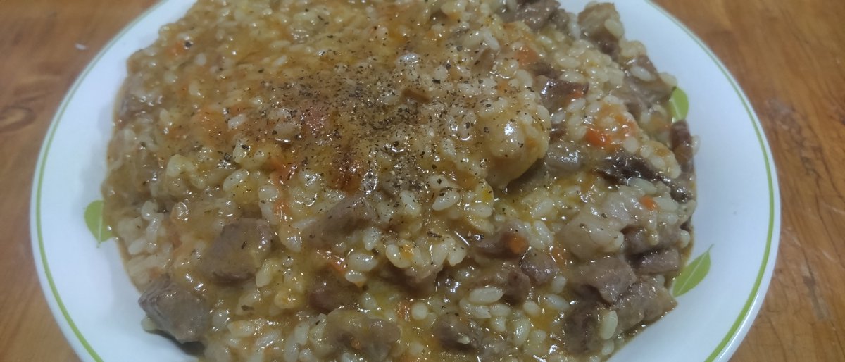anima919's tweet photo. お肉をゴロッと角切りにしてリゾット作ったでござる(´◉ω◉` )
お米一合使ったけど一人で,:('ω' ))ﾑｼｬﾑｼｬ食べるでござる(´◉ω◉` ) https://t.co/HF3I2ZuSus