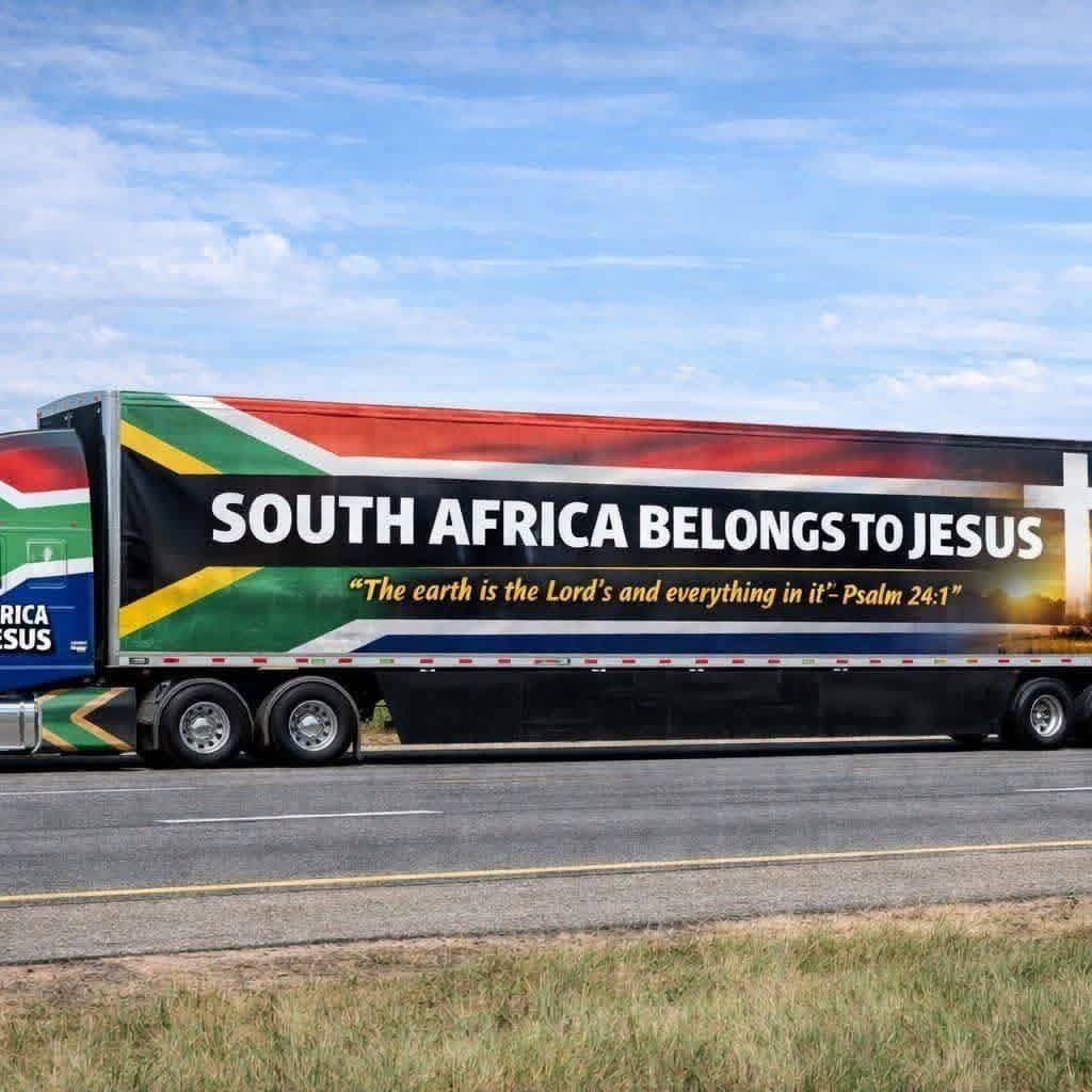 MulatedziRaudz1's tweet photo. #handsoffthechurch
Christians largest march in Limpopo. @Thokoxaluva https://t.co/LljJnhrmHx