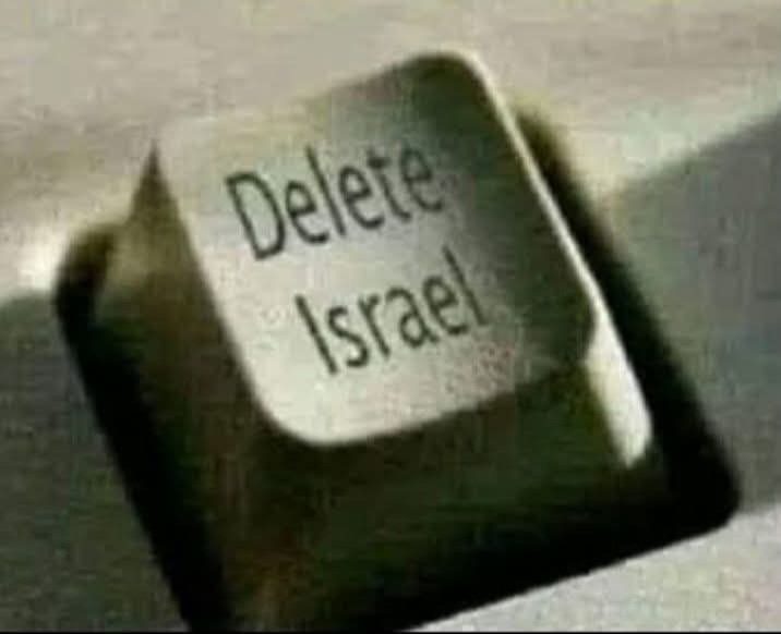 hehe_samir's tweet photo. Who wanted to press this button? https://t.co/5epuP3UKTf