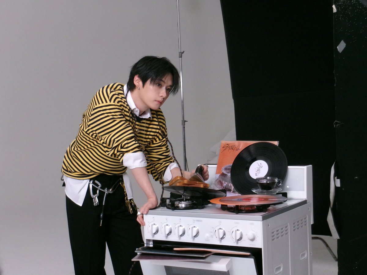 skzpopbase's tweet photo. 🐰 Lee Know https://t.co/wAhQu2qWPe