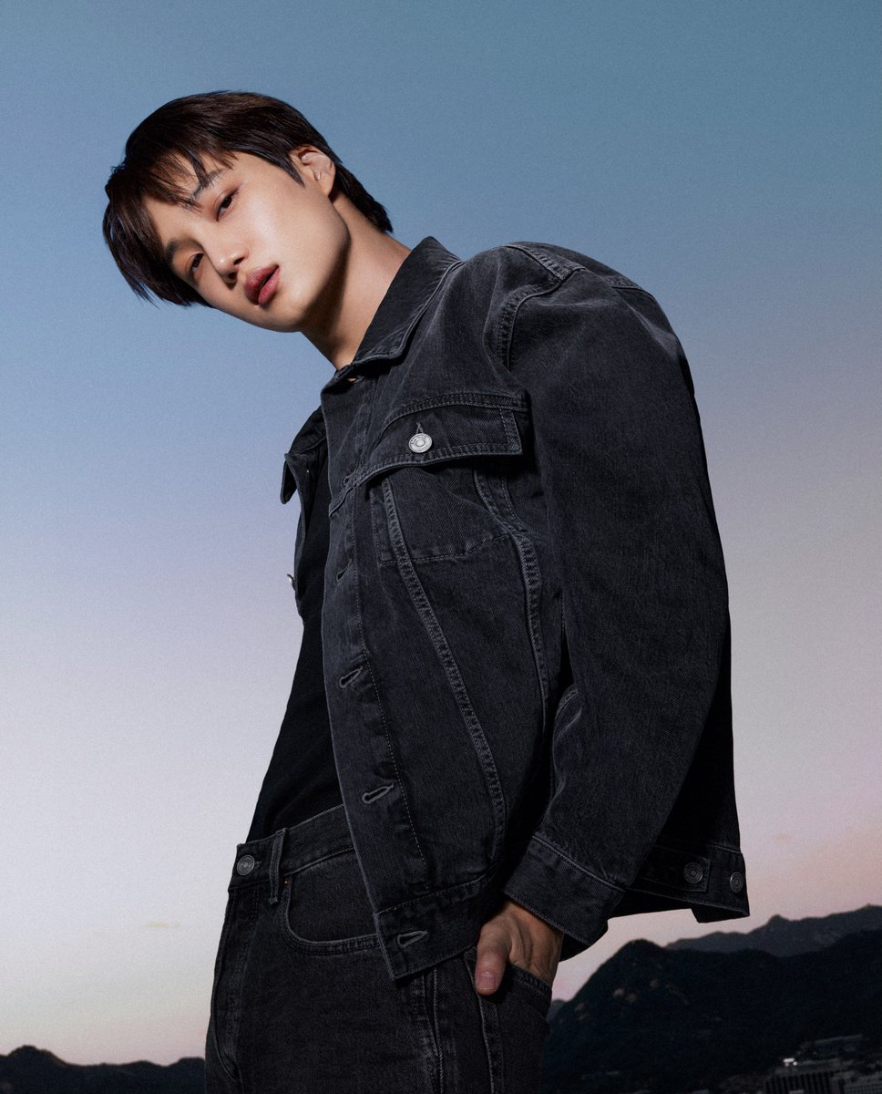 kaipics's tweet photo. 📸 New KAI photos starring in YSL’s Myself fragrance ad https://t.co/5xidJQA06r