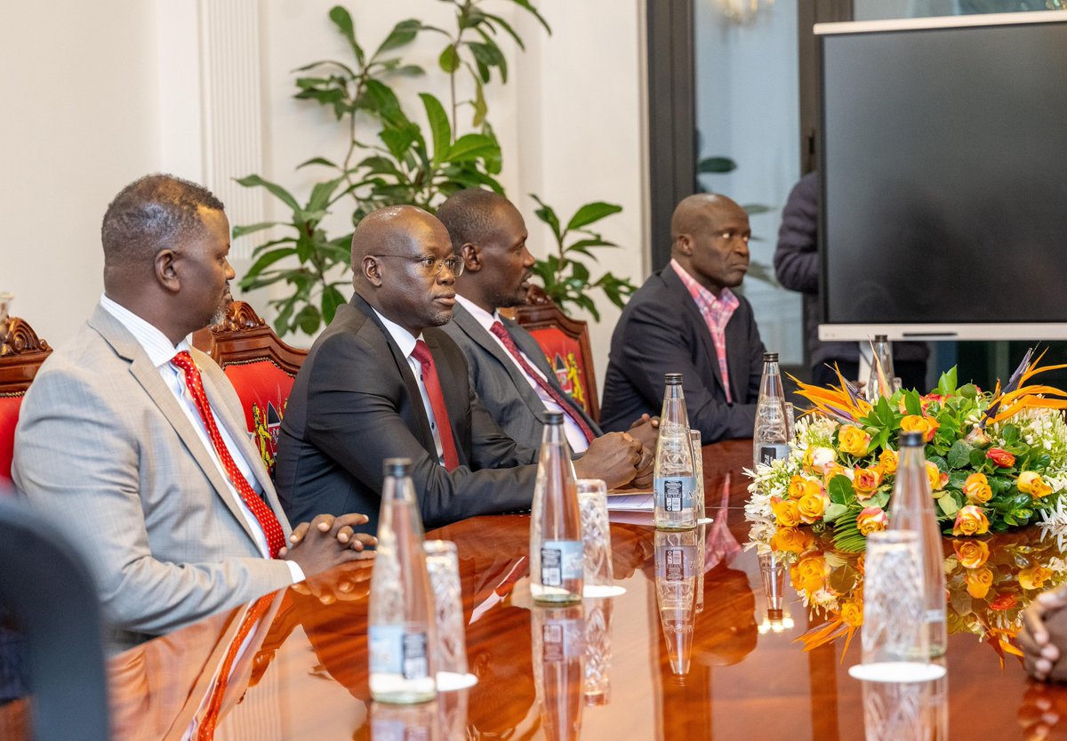 WilliamsRuto's tweet photo. Turkana County is endowed with vast natural resources and immense economic potential that must be fully harnessed for the residents and, indeed, the entire country.

We have agreed with the leaders from the county to accelerate the completion of ongoing development projects, including affordable housing, student hostels, modern markets, fishing infrastructure, and road and water development.

Security, peace and cohesion remain critical enablers in unlocking Turkana’s full potential and creating opportunities for its people.

Pleased to meet MPs from Turkana to discuss priorities for the county and reaffirm our commitment to inclusive development and improved livelihoods for the citizens.