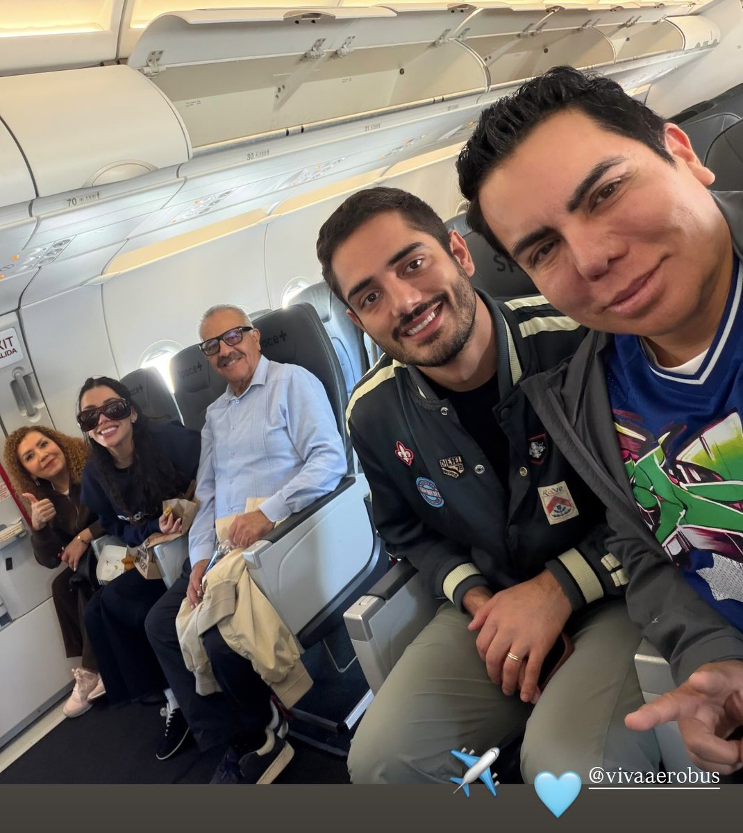 KarimeWorldwide's tweet photo. 📲 Karime Pindter vía Instagram. ✈️ https://t.co/SgdPpSGKWd
