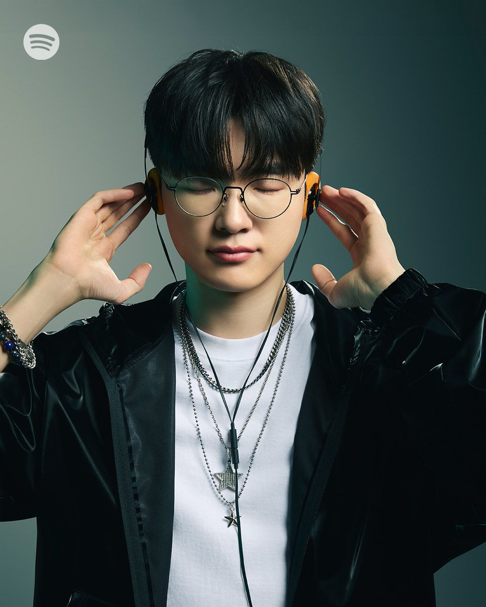 SpotifyKR's tweet photo. ⭐️T1 STARS⭐️ 미모 보고 가세요
🔗https://t.co/0YBkechez3

@T1LoL https://t.co/KaHHtB03zB