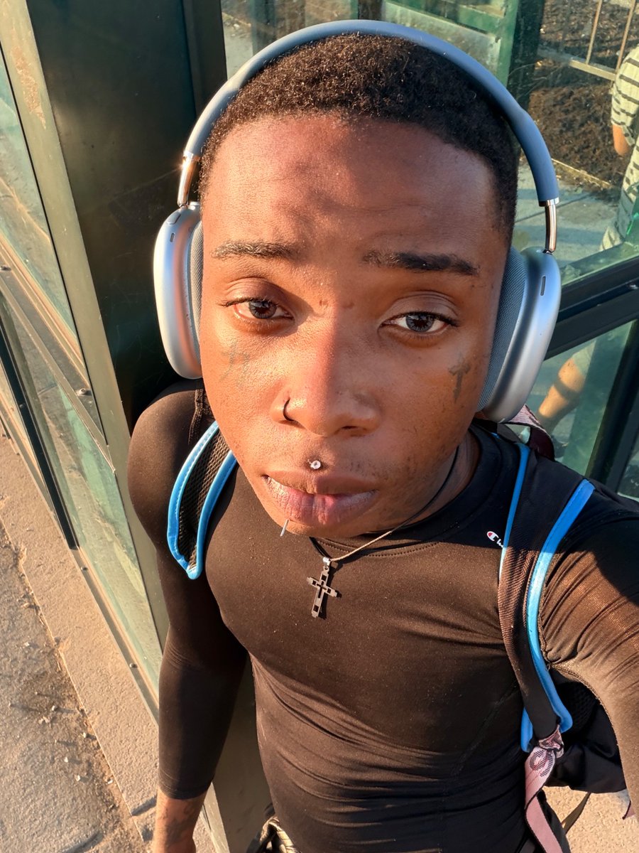 PersonWitTATS's tweet photo. The face The Dick

Ion know —-

#detroitfreaks https://t.co/Us7knfacUo