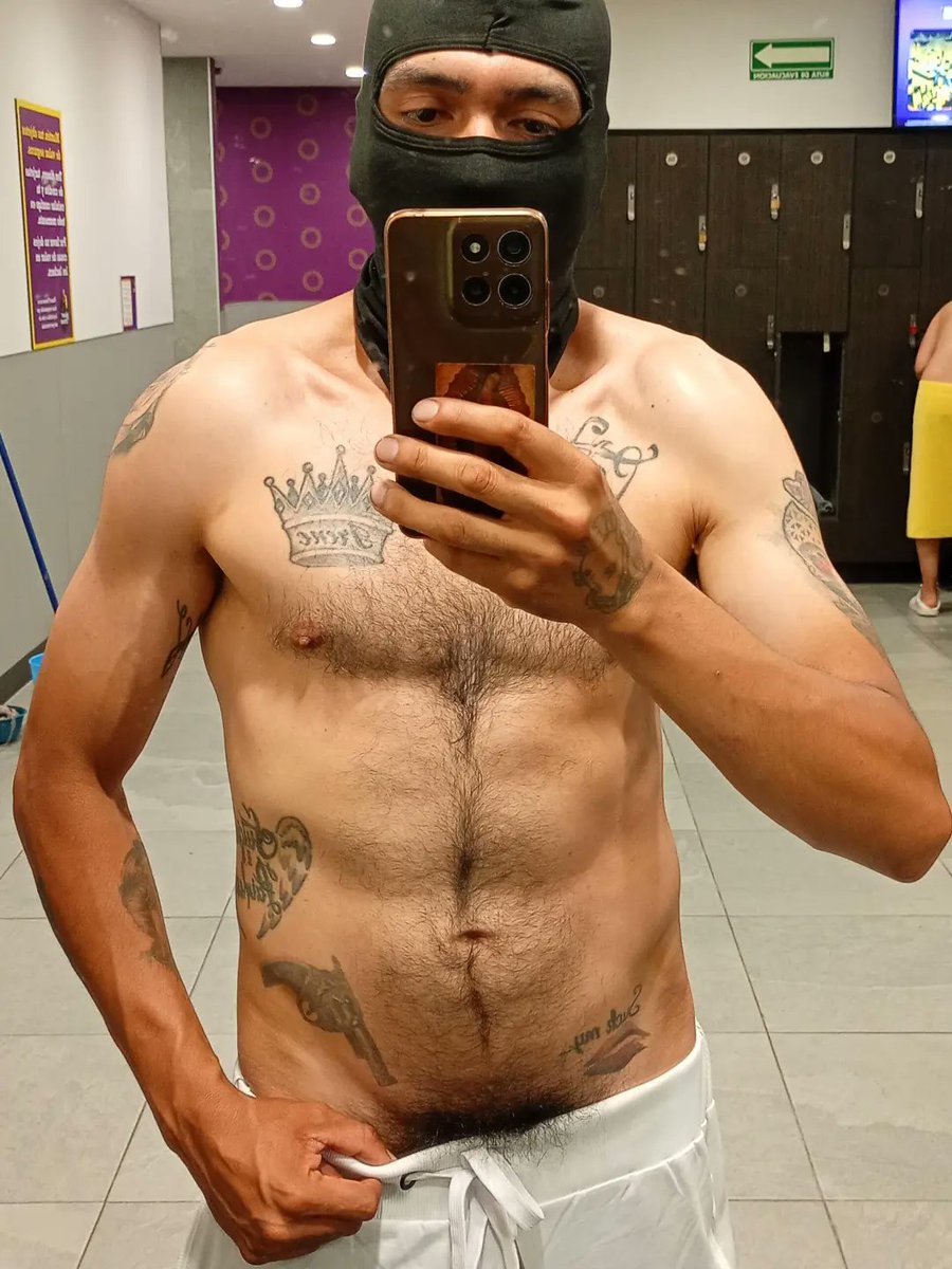 emmablmnt1992's tweet photo. one more pics 🩶🐽🐷😈💪👌 #vergapreñadora #vergabombeada #verg https://t.co/cMkWT1GrCY