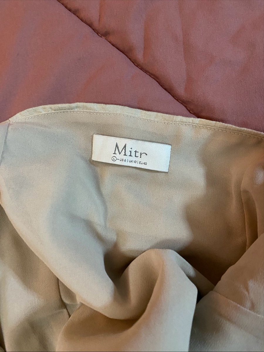 _iwantsleepnow's tweet photo. 1. Mirt L 700.- รวมส่ง

#ส่งต่อเสื้อผ้า #เสื้อผ้ามือสอง 
#ส่งต่อเสื้อผ้ามือ2 #ปล่อยต่อเสื้อผ้า #มือสอง 
#ส่งต่อmirt #โล๊ะตู้ https://t.co/48BvGnBAY6
