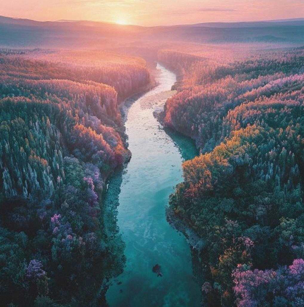 EveCollinsmxsq's tweet photo. The heart's geography is made of the places we dared to love, not the places we conquered. 💎 🧢 https://t.co/Rr4JdAHG7X