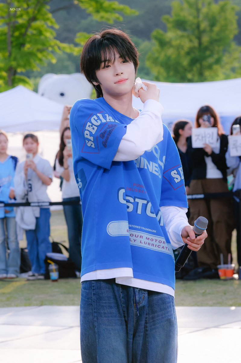 _6NO_ON6_'s tweet photo. 세나 생일 축하해 🥳🩵

#세나로_물든_여름
#SummerPaintedBySENA
#SENA #세나
#KEYVITUP #KVP #키빗업 https://t.co/fVJGWGpScH