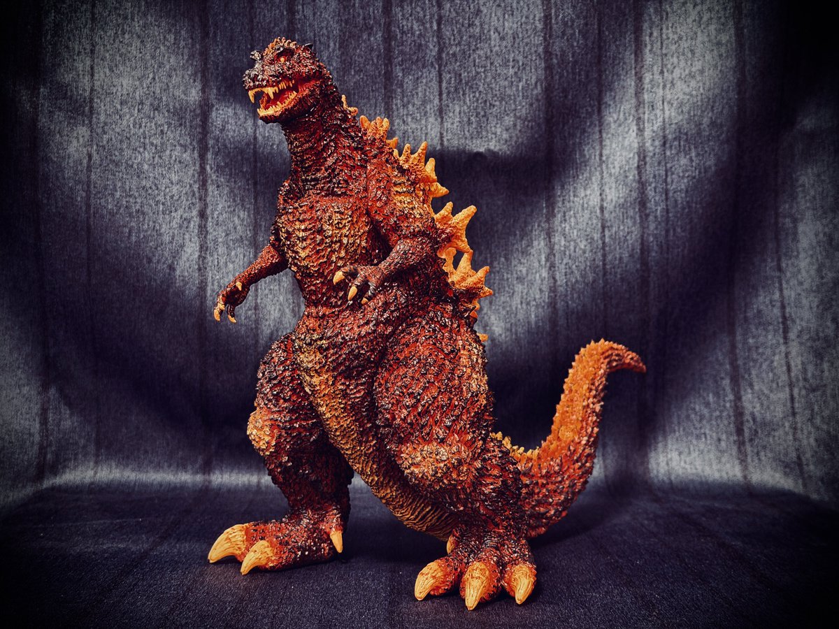 v2ab29's tweet photo. MONDO
ゴジラ(1954)バーニング塗装版
ビニールデザイナーフィギュアbyタナカSTUDIO

#MONDO #ゴジラ #Godzilla https://t.co/XctvVLCvxh