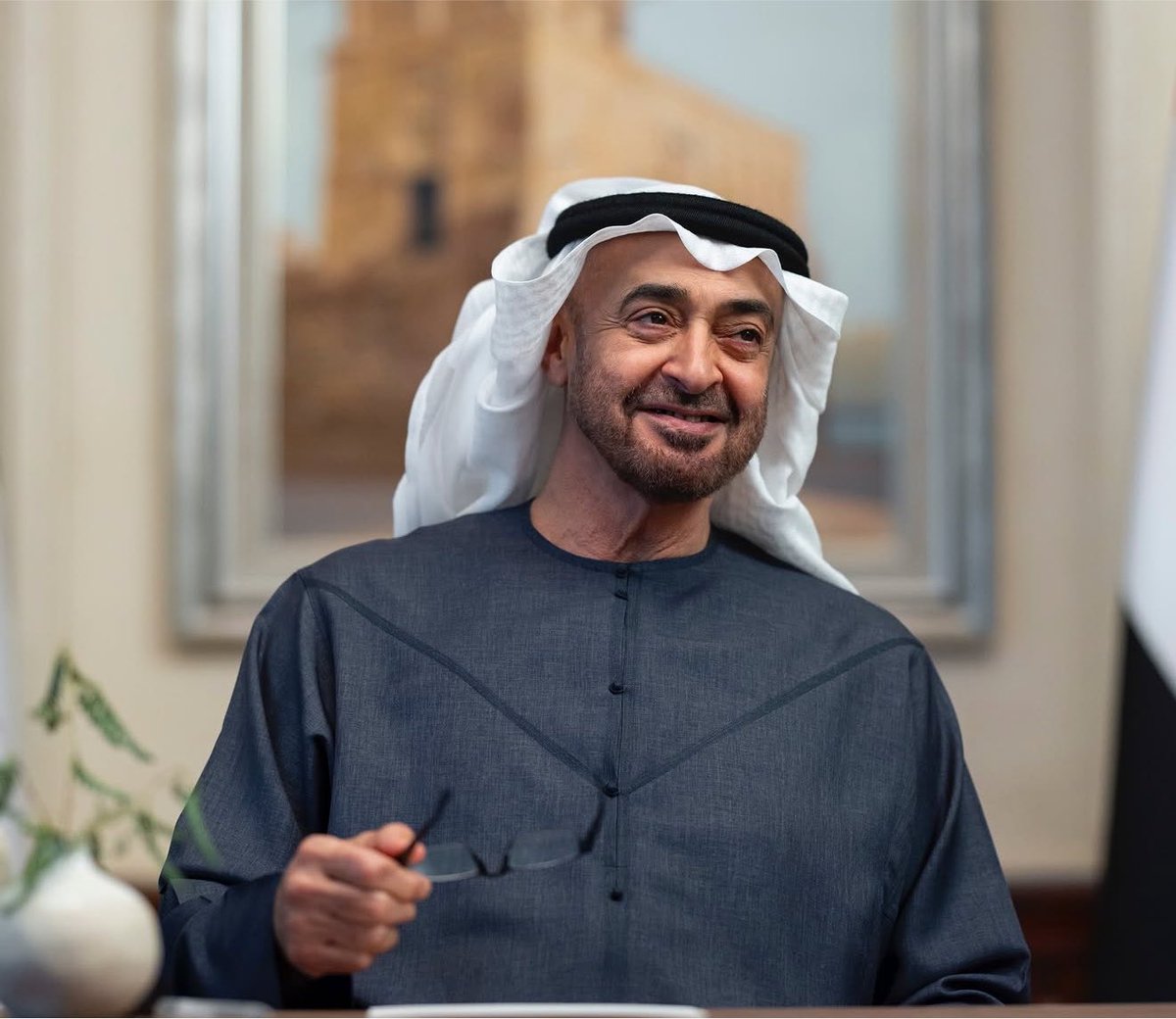 sx0z1's tweet photo. زعيم الشرق الأوسط  ⚔️🇦🇪 https://t.co/lr1TJ6lvej
