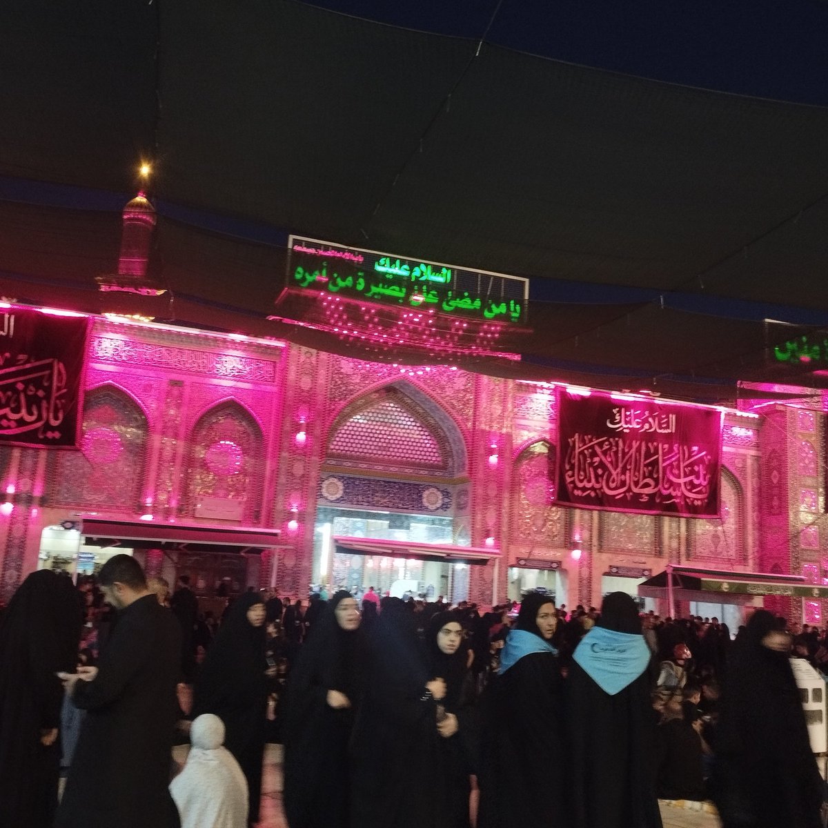 tahaaghsa's tweet photo. ﻳﻪ ﻳﺎ اﺑﻮﻟﻔﻀﻞ ﺑﮕﻮ ﺑﺒﻴﻦ ﭼﻪ ﻫﺎ ﻣﻴﻜﻨﻪ ...
#یا_لثارات_الحسین
  #روایت_مقاومت https://t.co/FL9NgbRtJy