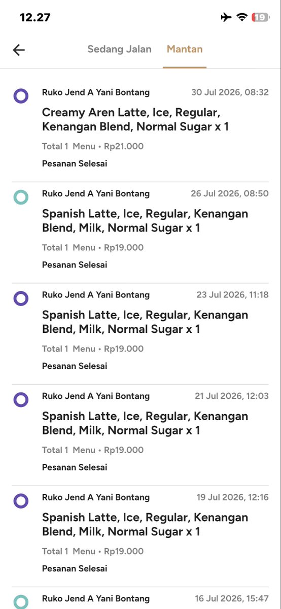 dazzlingwarm's tweet photo. belah dadaku isinya pasti creamy aren latte &amp; spanish latte @Kopikenangan_ID tolong apresiasi. https://t.co/hoiVfKPfzk