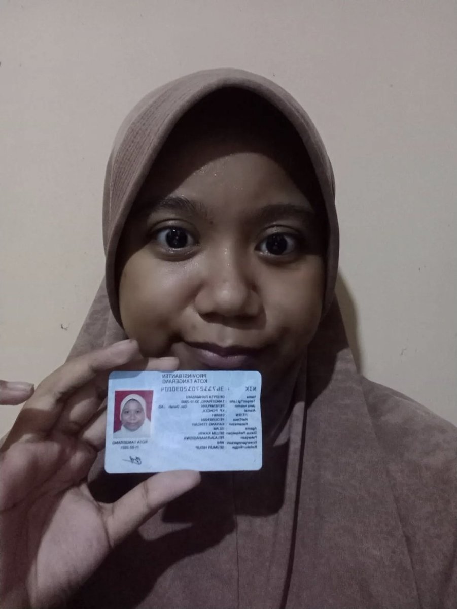 balerinen's tweet photo. TAKEDOWN JIKA MEMBAYAR LUNAS 468.000

SCAMMER ARISAN : DESPITA RAHMASARI

Alamat KTP : KP.PONCOL Rt.010/001 Kec. Karang tengah, Pedurenan, Kota Tangerang
TTL : Tangerang, 30 Desember 2003
Rumah : ciledug indah 1 jl.buana III No.103 Blok B7 Rt.008/006 Karang Tengah 

#zonauang https://t.co/9U0J1w5L6s