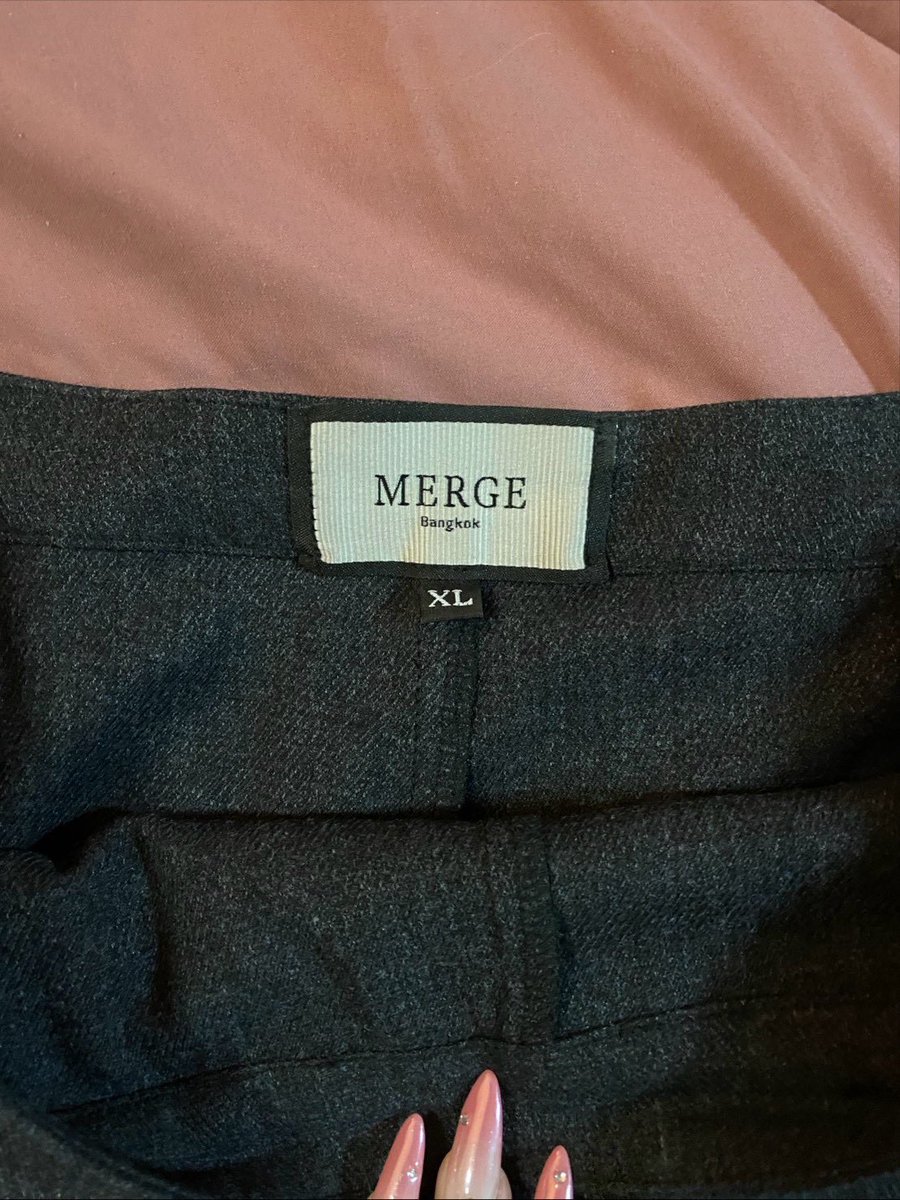 _iwantsleepnow's tweet photo. 8.Merge XL 600.- แค่ลองใส่ 

#ส่งต่อเสื้อผ้า #ส่งต่อmerge #เสื้อผ้ามือสอง 
#ส่งต่อเสื้อผ้ามือ2 #ปล่อยต่อเสื้อผ้า #มือสอง #merge https://t.co/F1aBvuQHJy