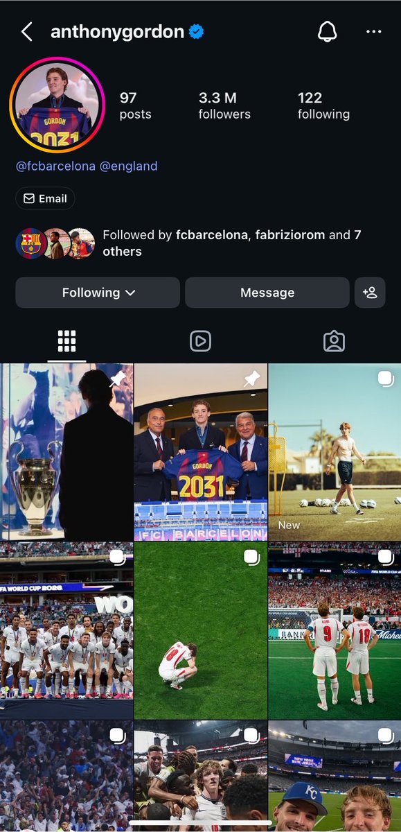 FCBCold10's tweet photo. Just imagine what Anthony Gordon will say in this situation.😌 https://t.co/PwGTbMWuuy