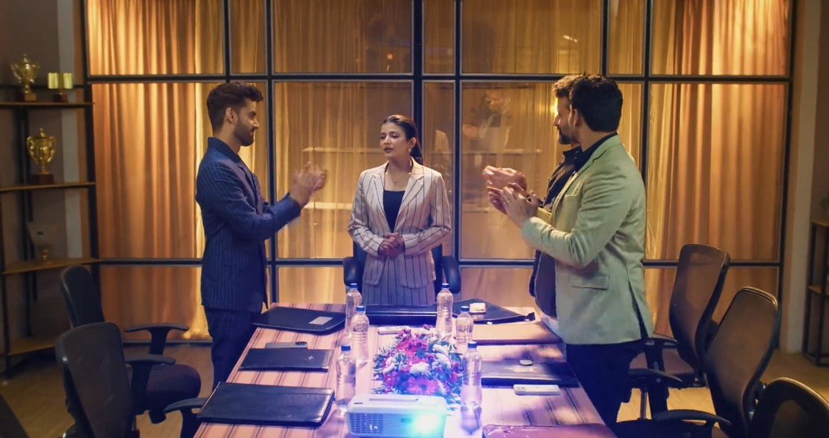 abhimaan_ishq's tweet photo. Proud husband sa🥹♥️

#abhimaan #yrkkh #yrkkh4 https://t.co/odwFN1gDgT