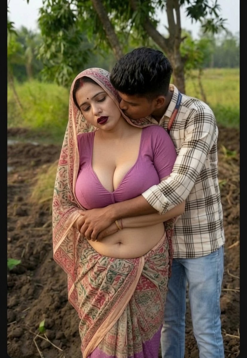panditaingudiya's tweet photo. अरे हई कलुवा त बीच खेतवे मे ध ले ले बा हमरा के 
का करि ऐ दादा 
छीनरा कहत बा अभिने द भौजी https://t.co/9aUBDQ92Vj